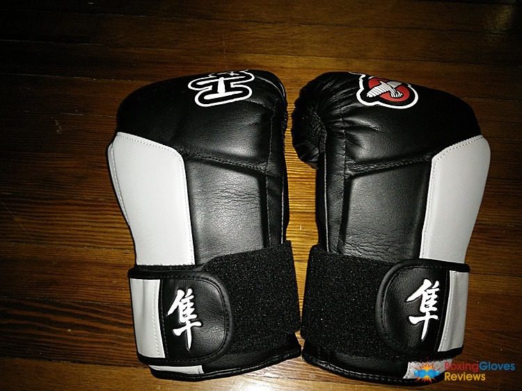 Revisión de guantes de boxeo Hayabusa Tokushu